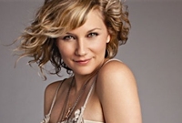 Jennifer Nettles vydává novou sólovou muziku