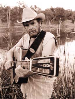 Merle Haggard se zotavuje po operaci rakoviny plic