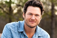 Blake Shelton si pořídil helikoptéru